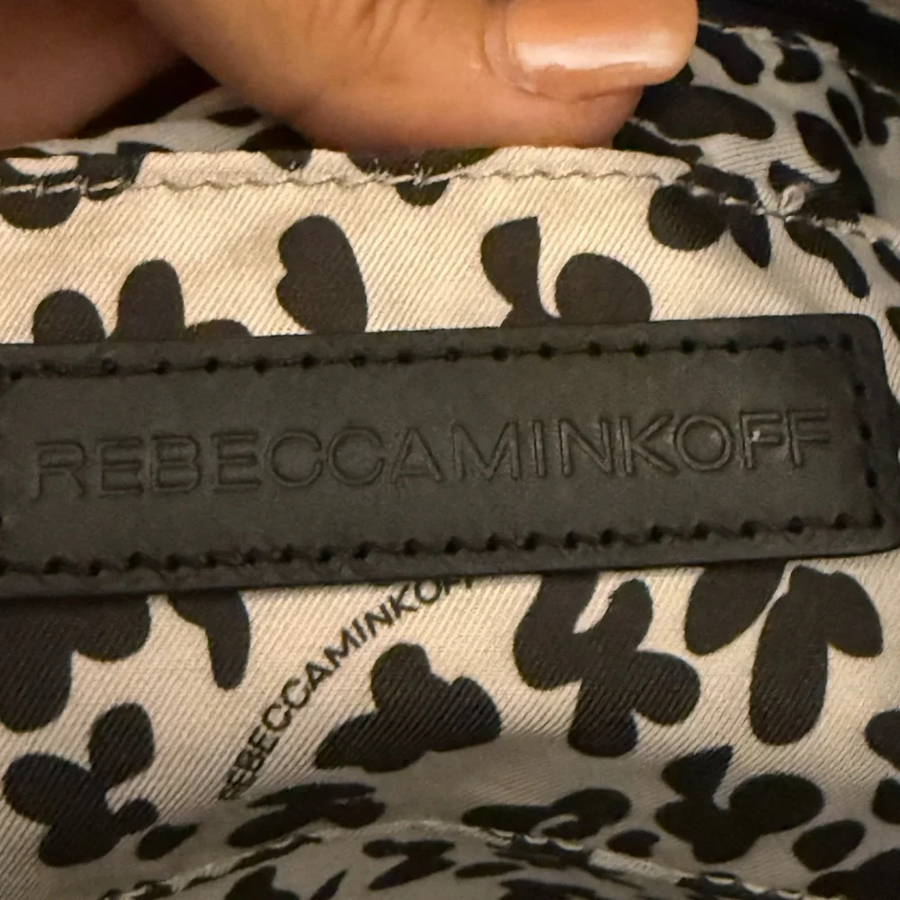 Rebecca Minkoff Everywhere Leather Vibrant Coral Tote - Picture 15 of 16